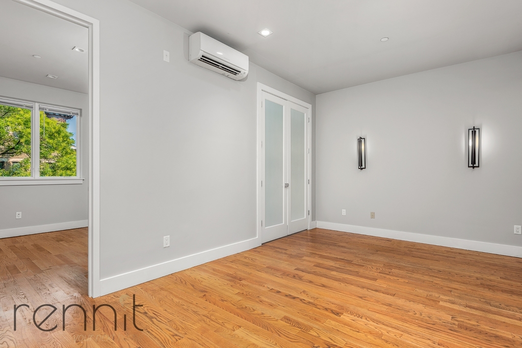 1444 Bedford Avenue - Photo 4