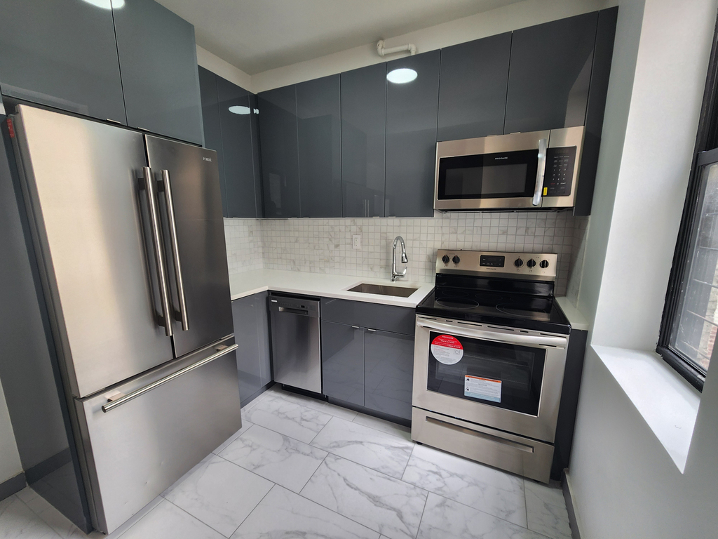 560 West 163rd Street - Photo 0