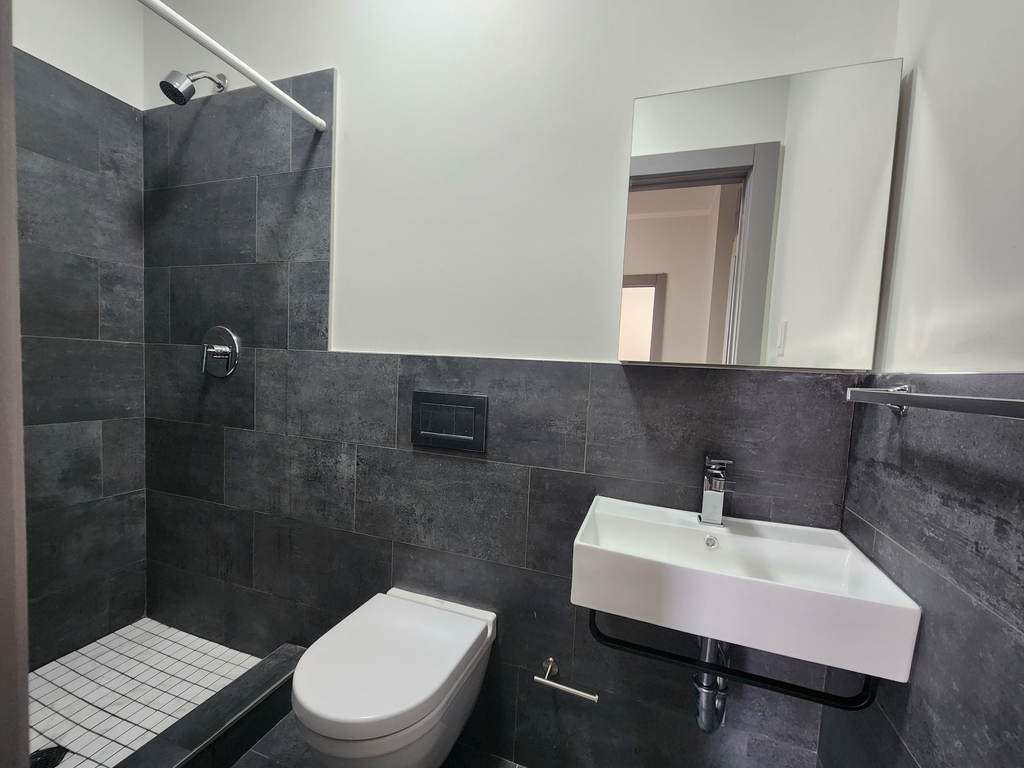 560 West 163rd Street - Photo 8