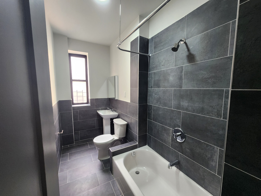 560 West 163rd Street - Photo 7