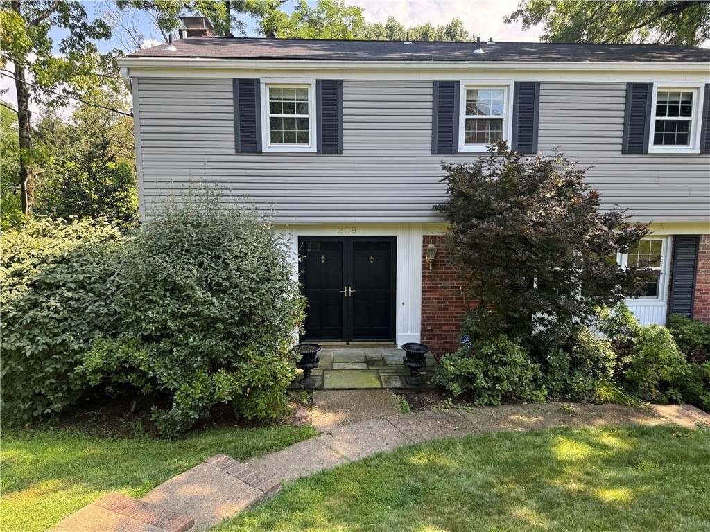 209 Grandview Dr - Photo 2