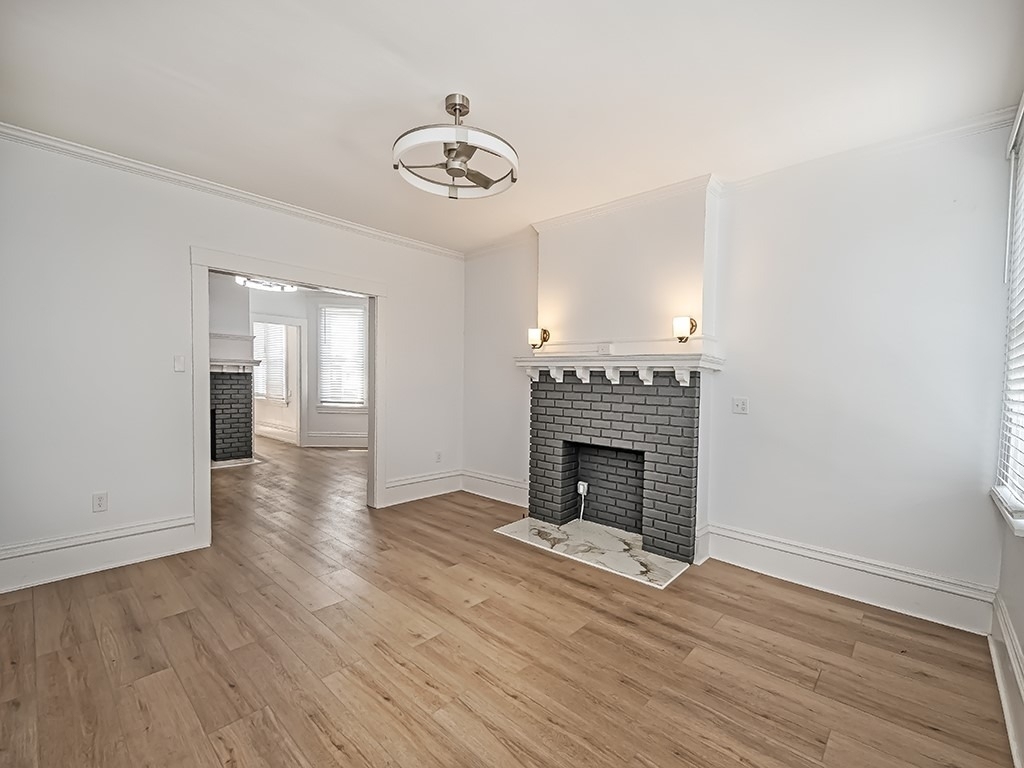 624 N Sheridan Ave - Photo 1