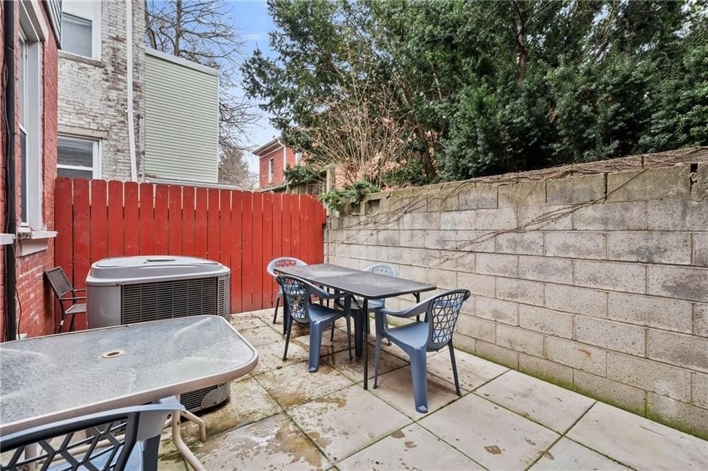 2129 Sarah - Photo 22