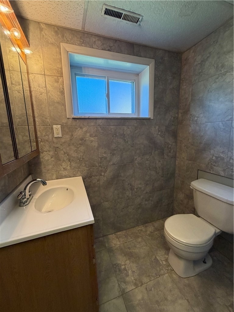 735 Athalia St - Photo 11