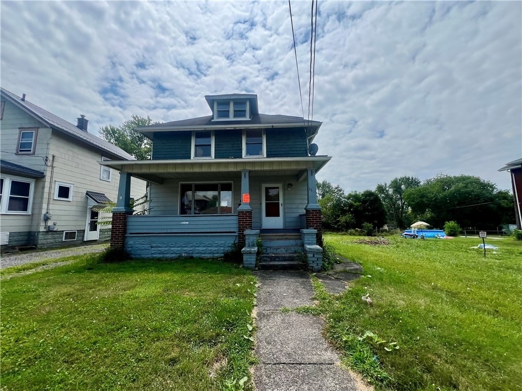 1115 Bond St - Photo 0