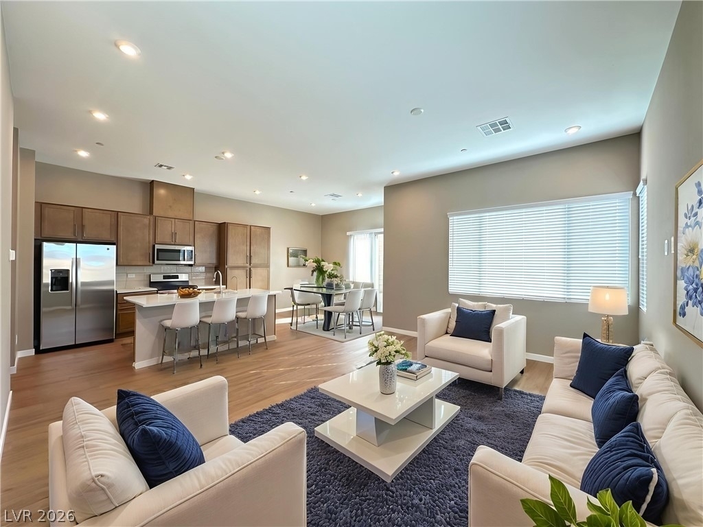 3363 Via Tizzoni Street - Photo 2