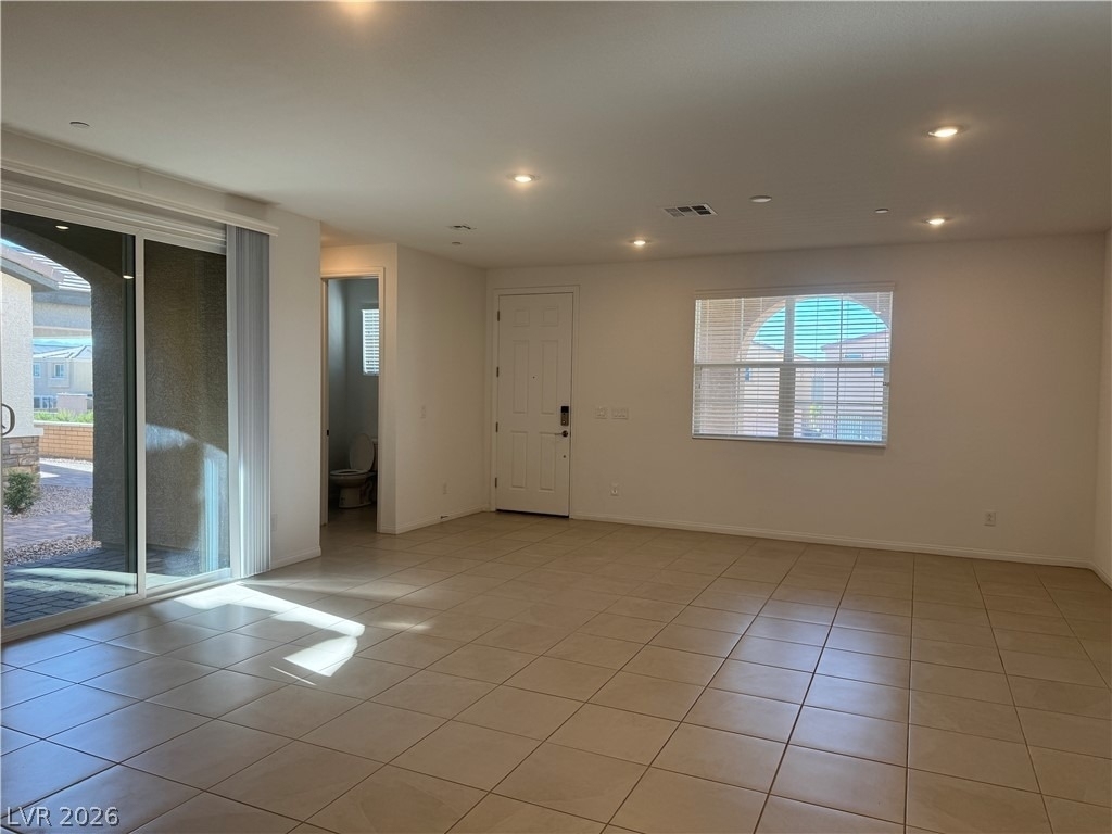 208 Vanhoy Avenue - Photo 2