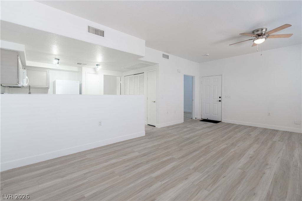 10245 S Maryland Parkway - Photo 9