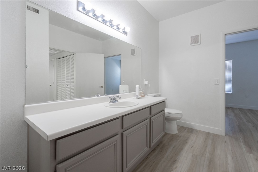 10245 S Maryland Parkway - Photo 16