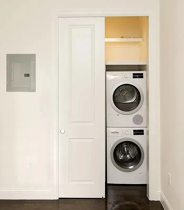 338 East 55th Street - Photo 4