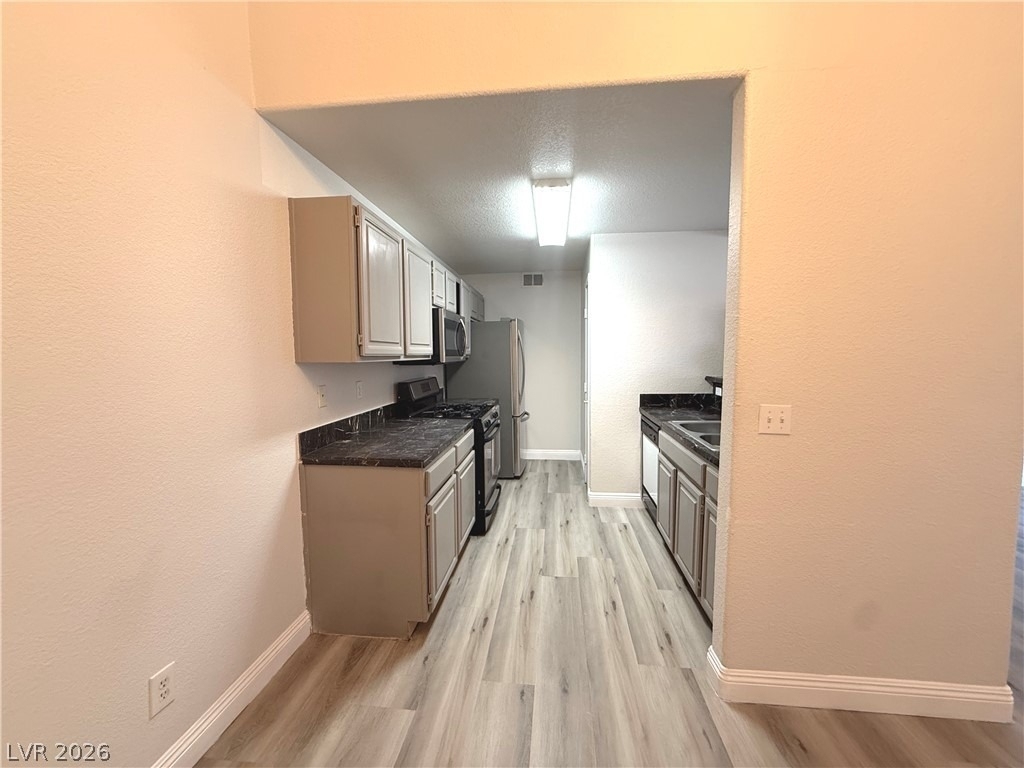 5125 W Reno Avenue - Photo 3