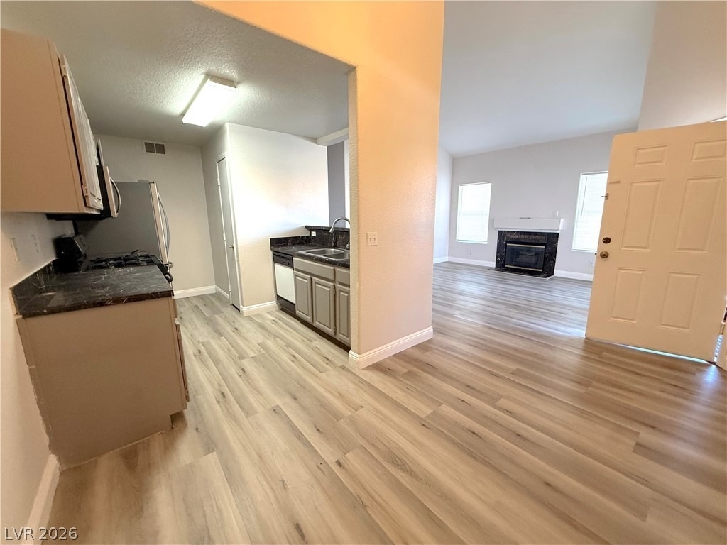 5125 W Reno Avenue - Photo 5