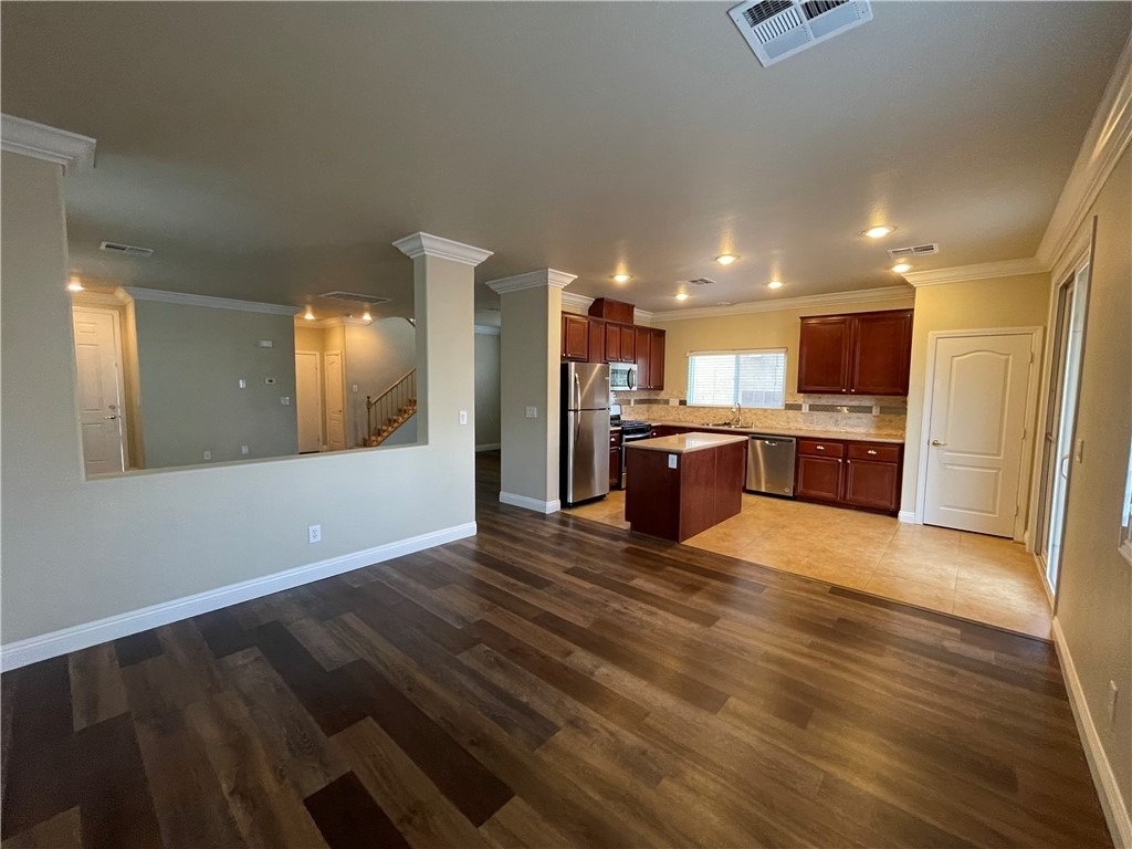 8716 Painted Horseshoe Street - Photo 4