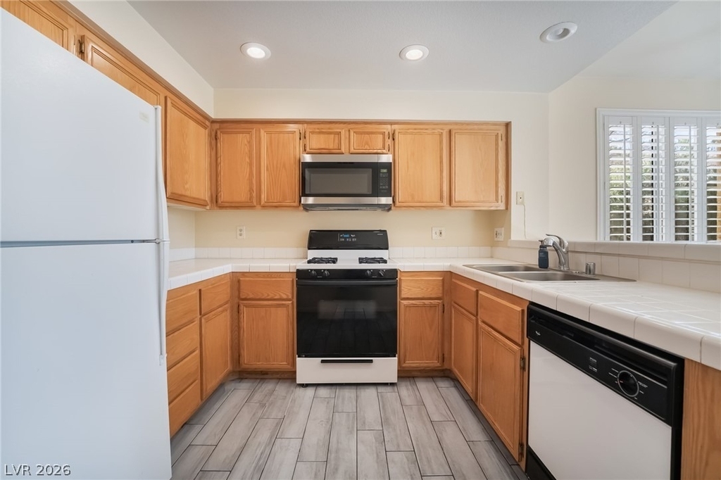 5155 W Tropicana Avenue - Photo 12