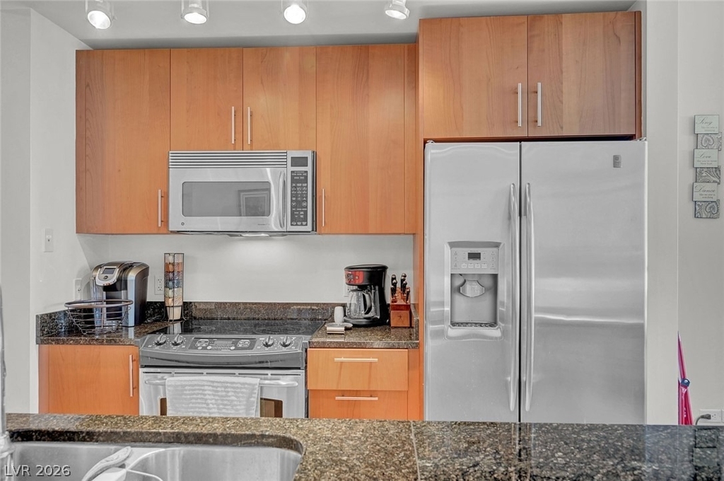 200 W Sahara Avenue - Photo 7