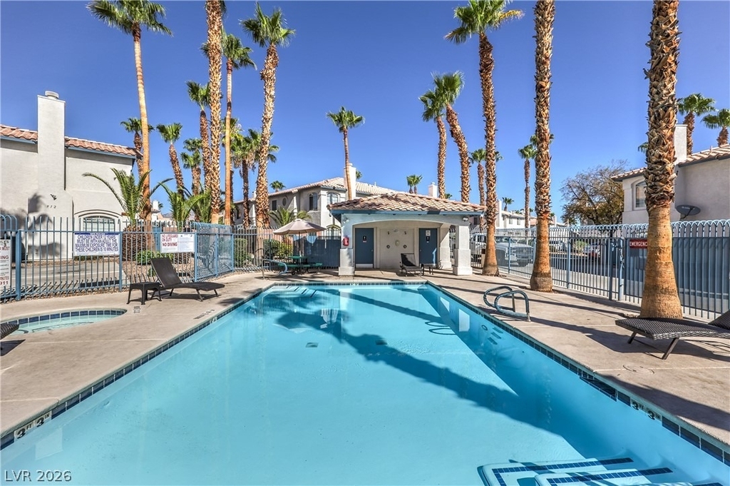 8136 Autumn Star Avenue - Photo 15