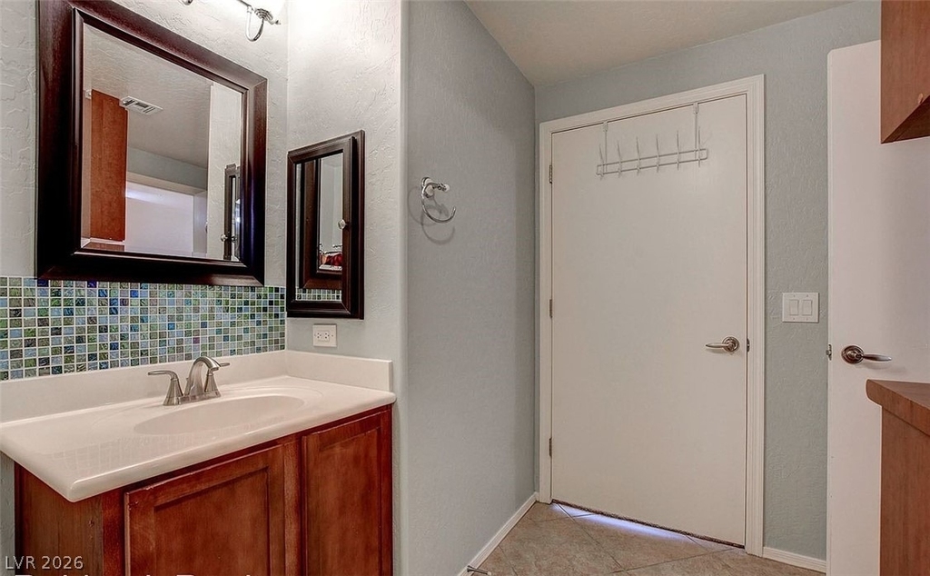 6868 Sky Pointe Drive - Photo 9