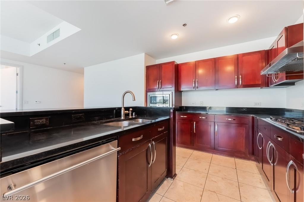 4575 Dean Martin Drive - Photo 14