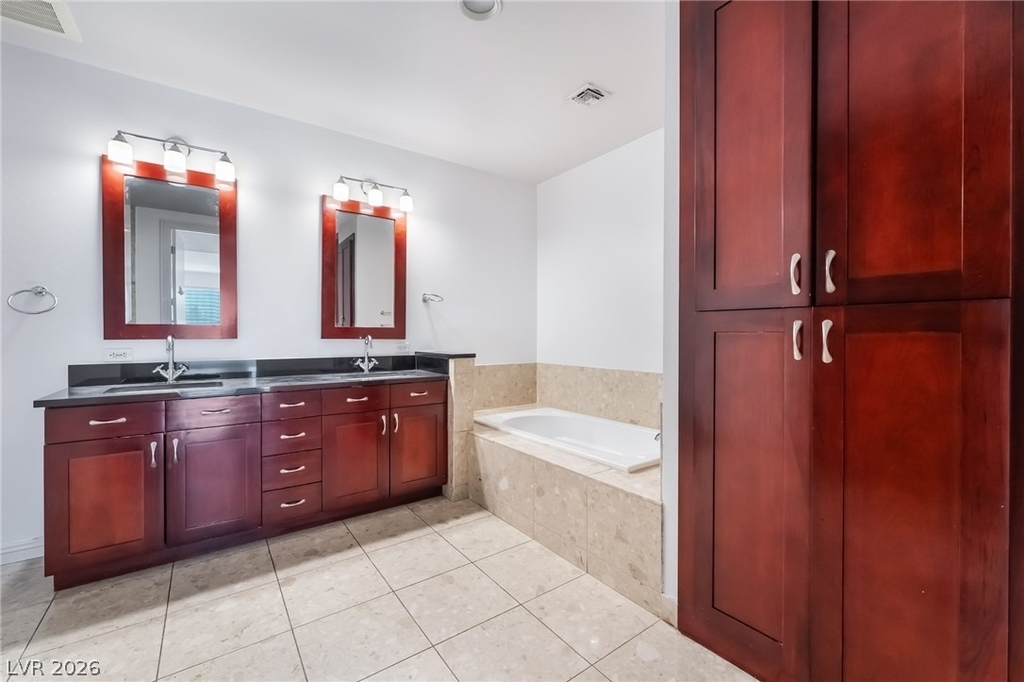 4575 Dean Martin Drive - Photo 20