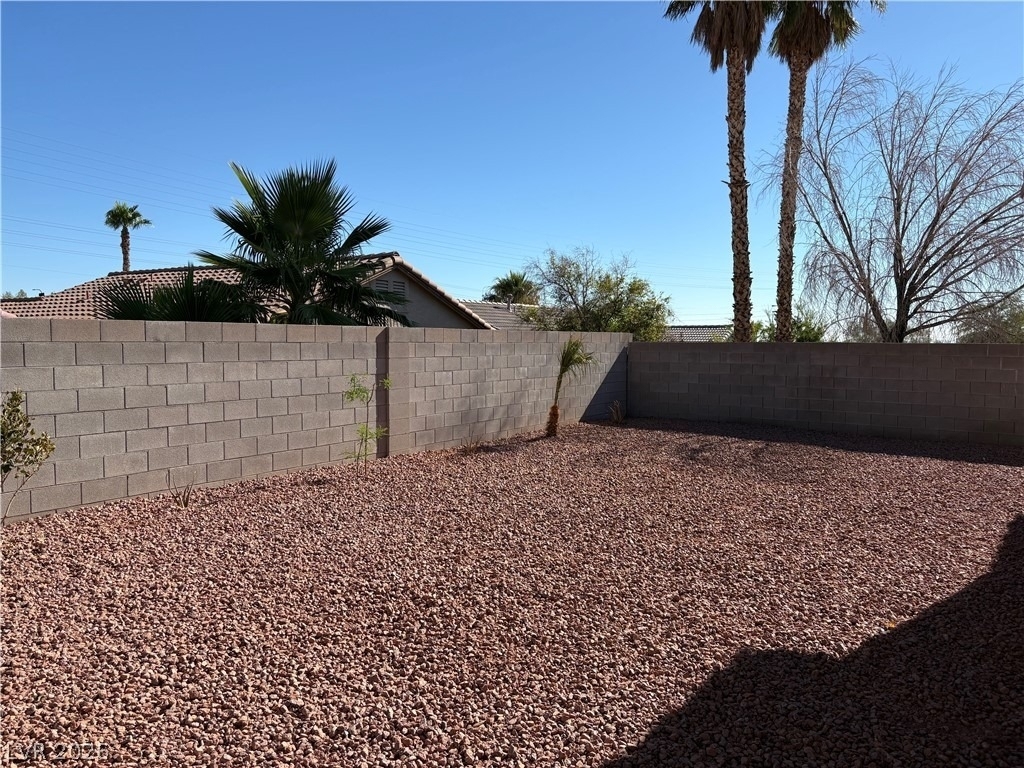 10688 Oak Crest Avenue - Photo 30