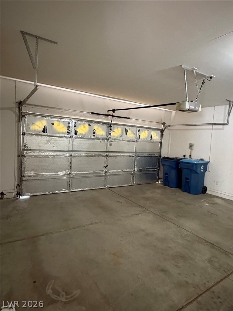 10688 Oak Crest Avenue - Photo 27