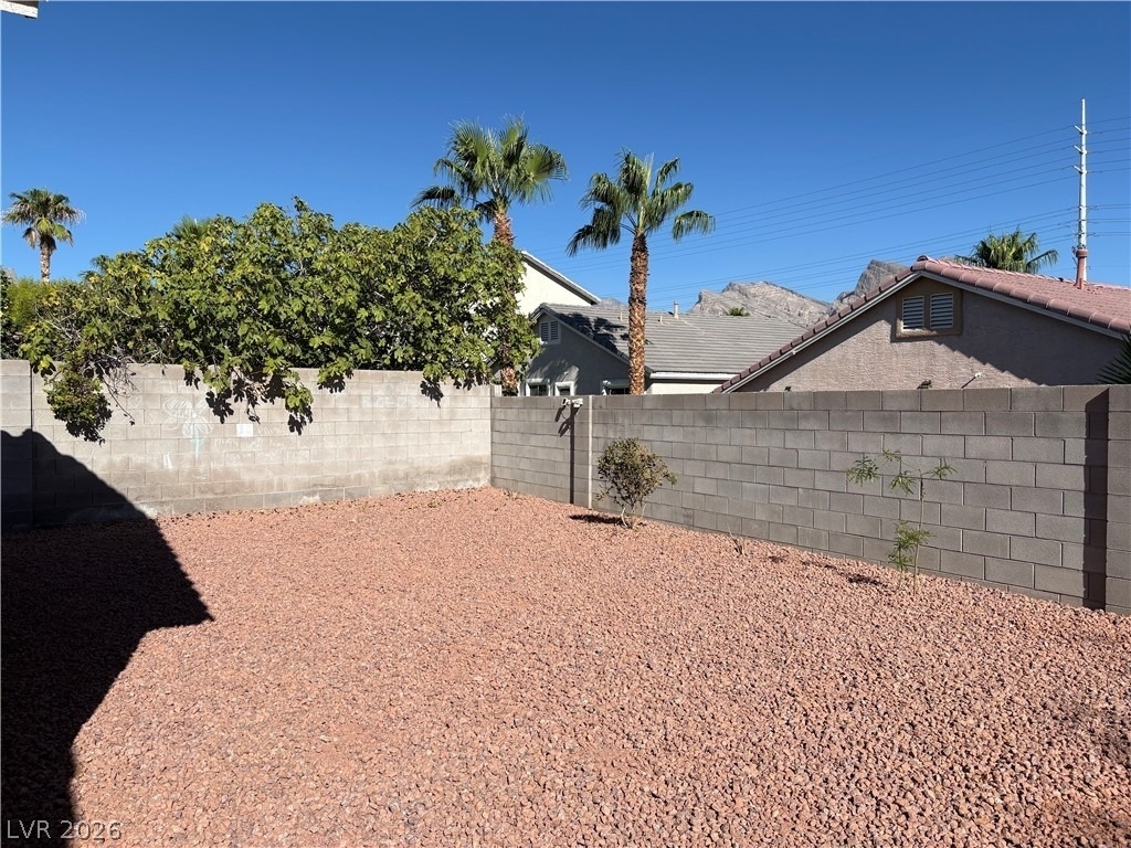 10688 Oak Crest Avenue - Photo 31