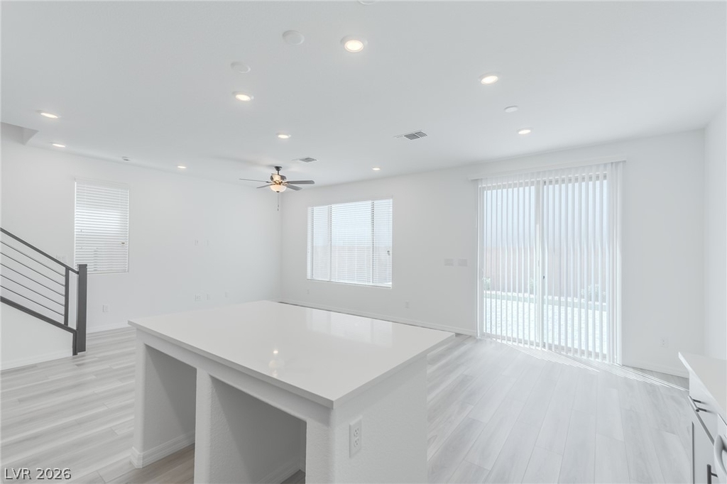 6017 Fennerwick Avenue - Photo 7