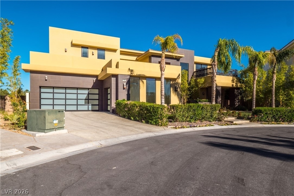 7426 Yonie Court - Photo 0