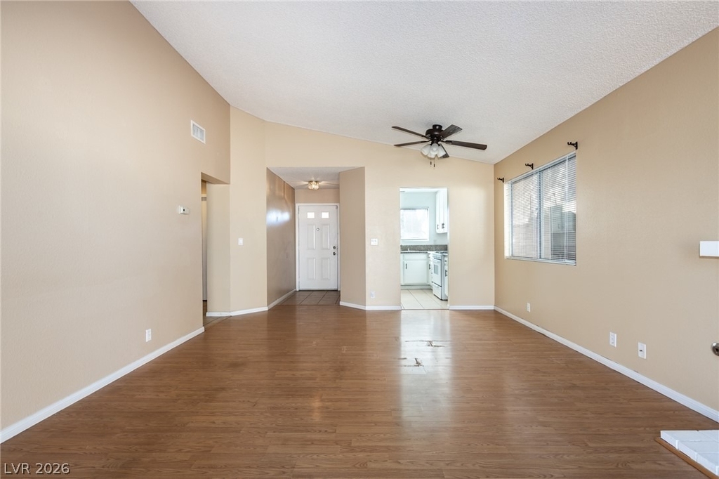 7434 Coffeyville Avenue - Photo 8