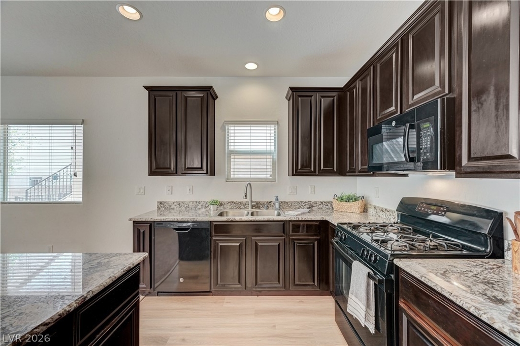 7760 Petite Pillar Court - Photo 3