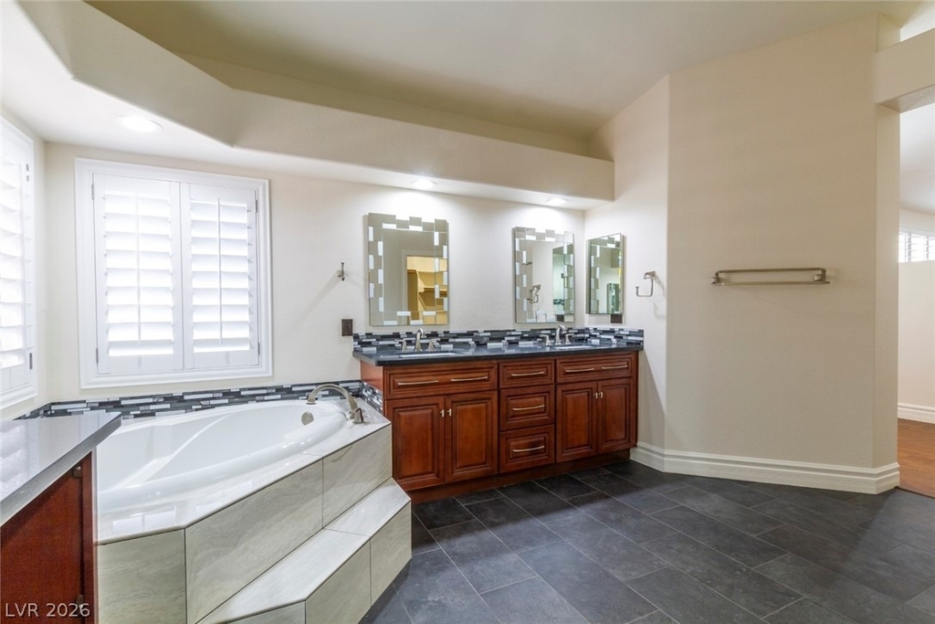 9592 Camino Capistrano Lane - Photo 34