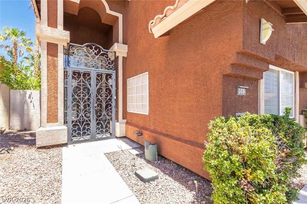 9592 Camino Capistrano Lane - Photo 3