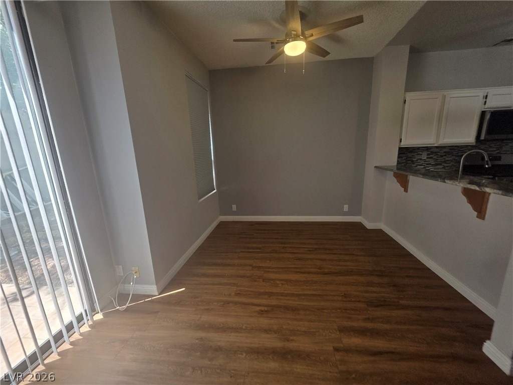 5027 Strauss Drive - Photo 6