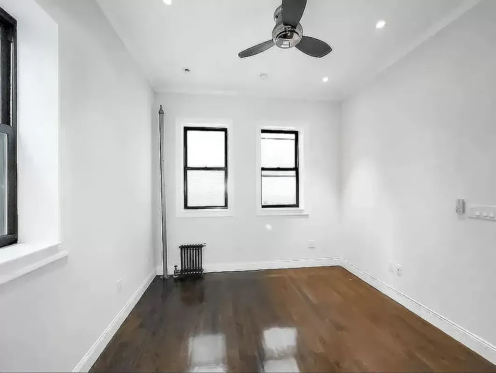 1377 Lexington Avenue - Photo 3