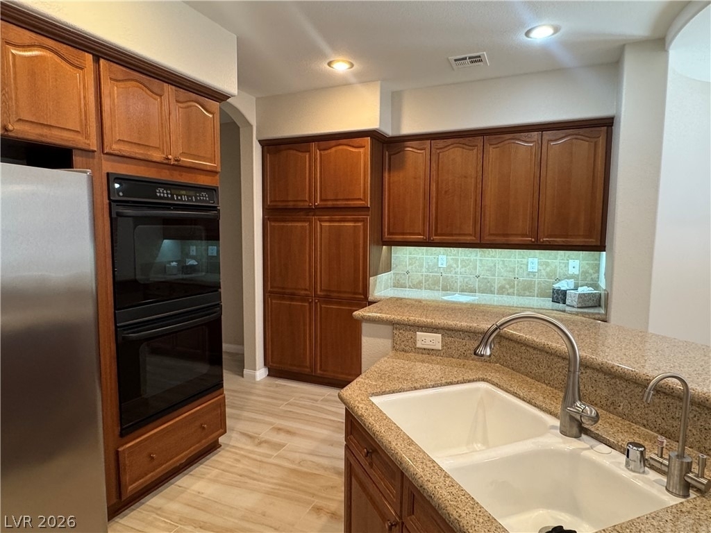 712 Pinnacle Heights Lane - Photo 11
