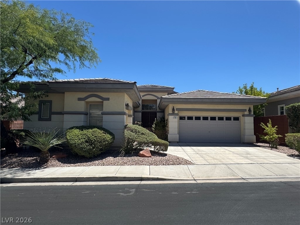 712 Pinnacle Heights Lane - Photo 0