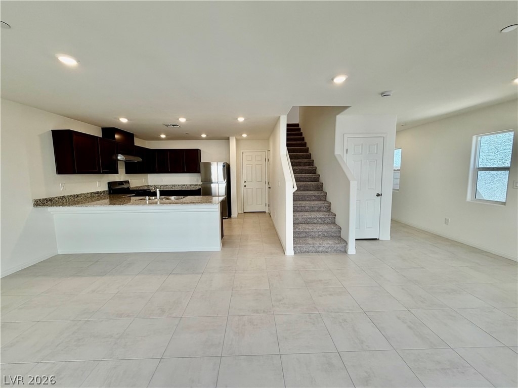 2708 Sandia Crest Street - Photo 1