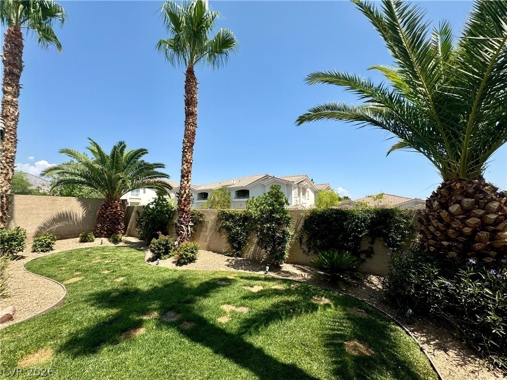 10224 Desert Wind Drive - Photo 23