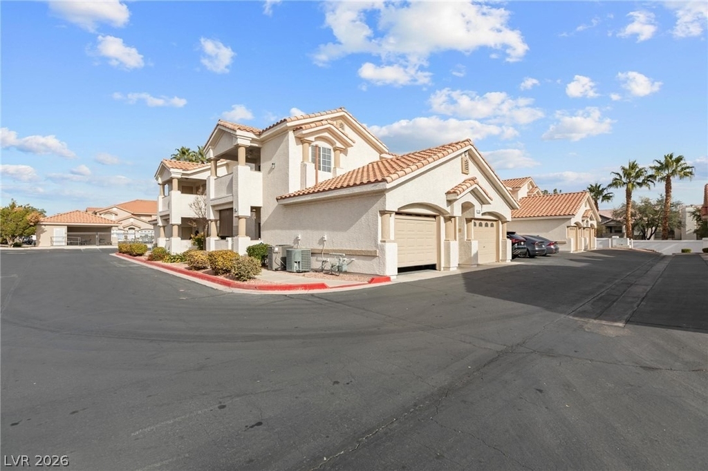 3327 Erva Street - Photo 2