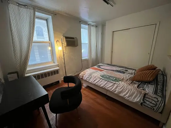 31 East 30th Street - Photo 0