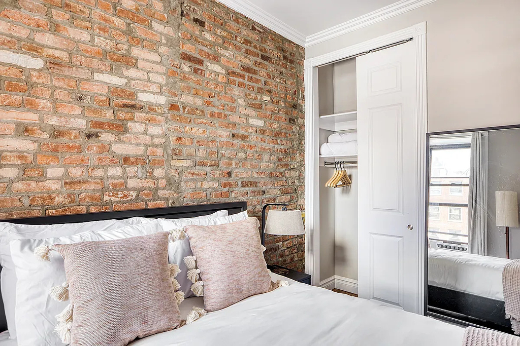 202 East 13th Street - Photo 7