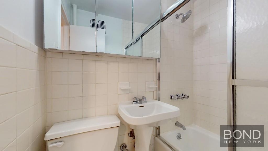 229 East 80th Street #2B - Photo 3