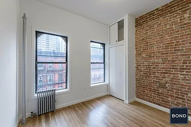 500 East 76th Street - Photo 7