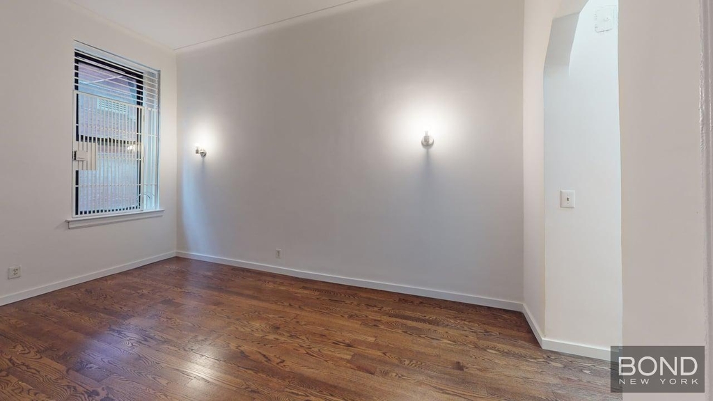 1075 First Ave - Photo 2
