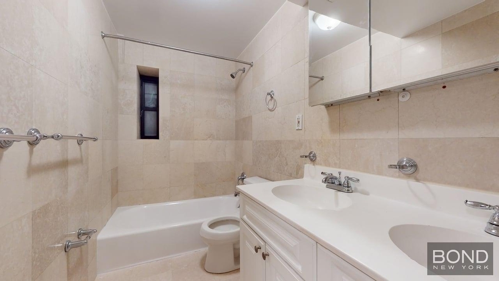 150 East 84th Street - Photo 7