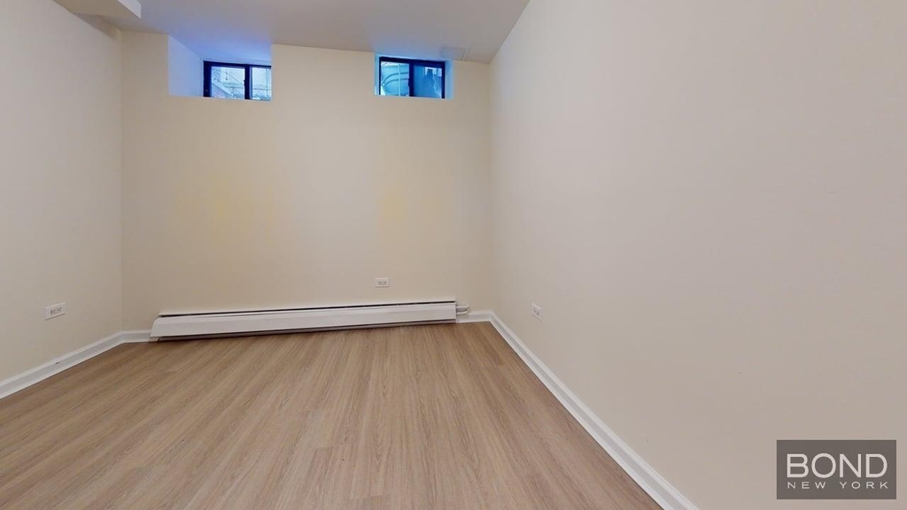 150 East 84th Street - Photo 4