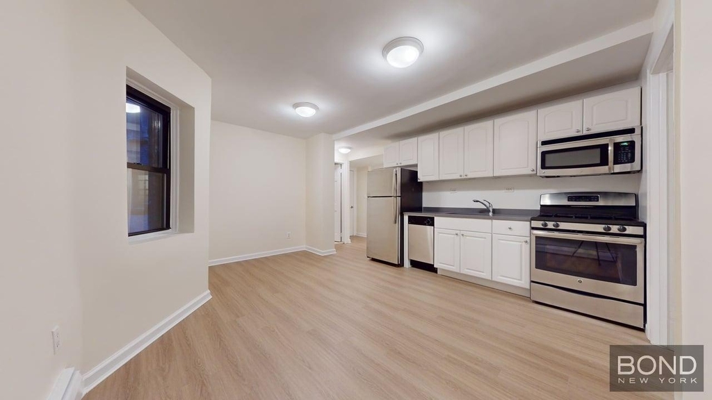 150 East 84th Street - Photo 0