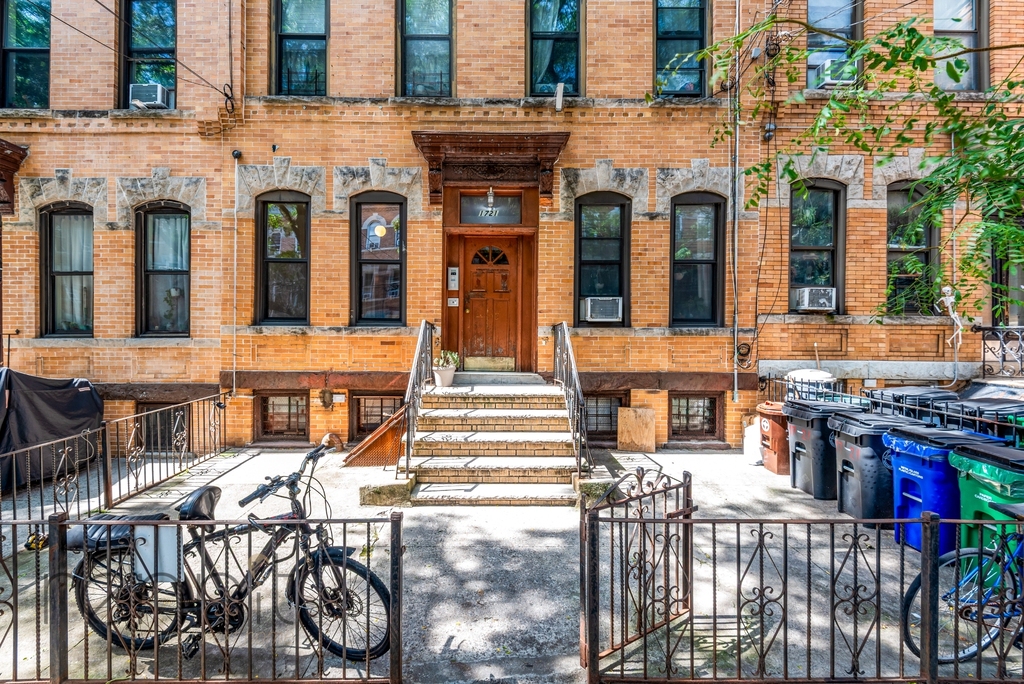 1721 Himrod Street - Photo 14