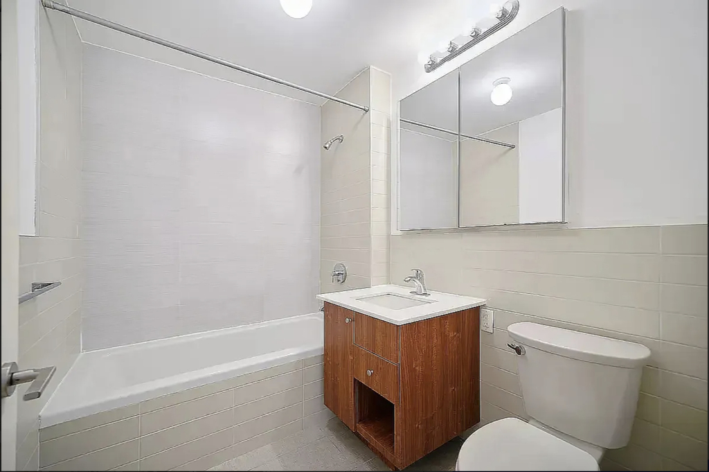 222 East 111th Street - Photo 7