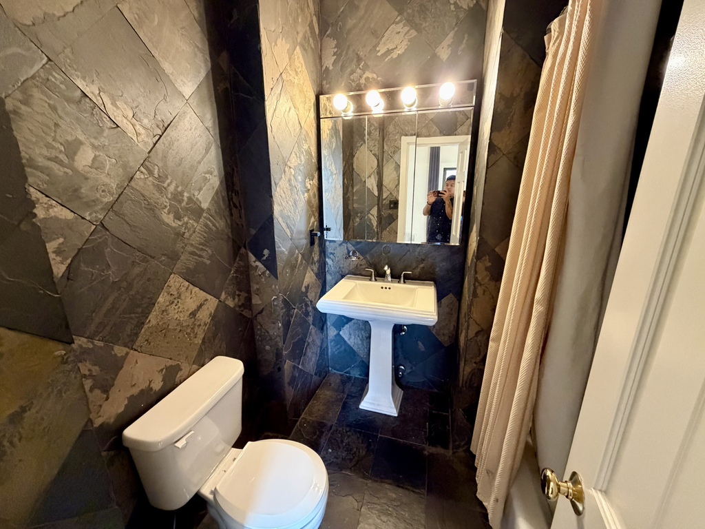 113 East 31st Street - Photo 11